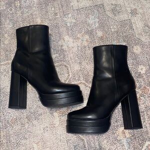 Dream Pairs Platform GoGo Black Ankle Boots Size 8.5